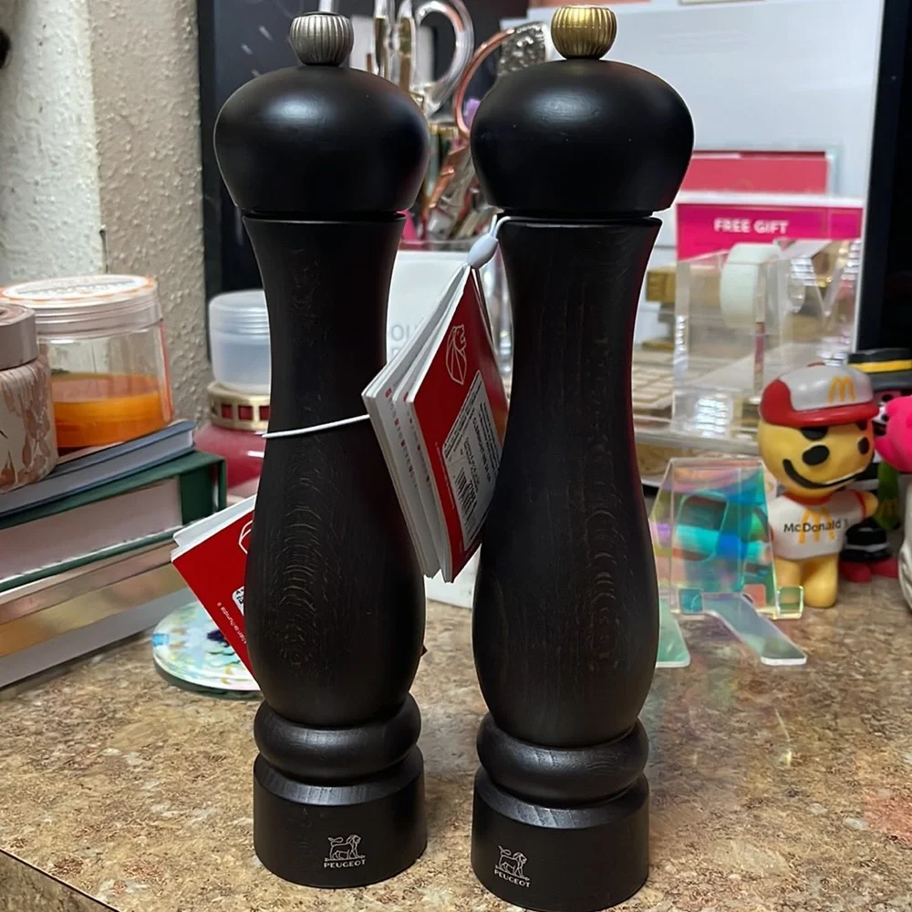 Peugeot Clermont Salt Mill Wood -24cm